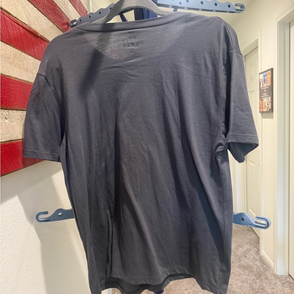 NWT Disney Mickey Mouse Halloween Vampire Shirt - Gray Juniors W XL - Picture 5 of 6